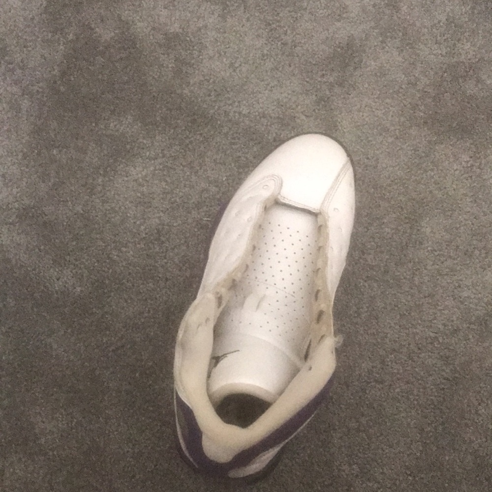 Jordan 13 retro lakers purple white size 9 - Picture 4 of 6